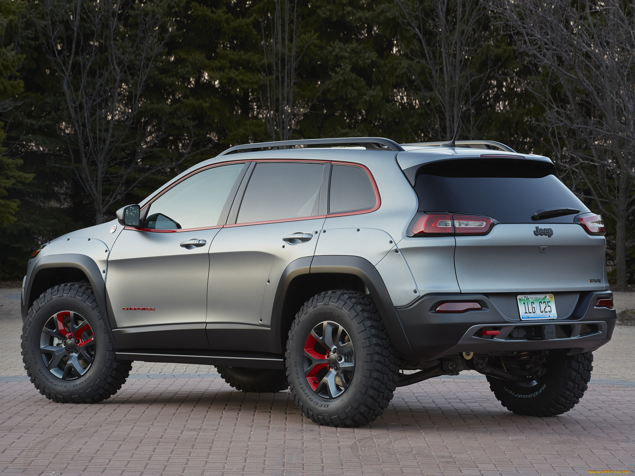 33 x 4 0. Jeep Grand Cherokee 2014 Lift. Jeep (джип) Trailhawk Concept. Jeep Cherokee 2014. Джип Гранд Чероки трейлхок.